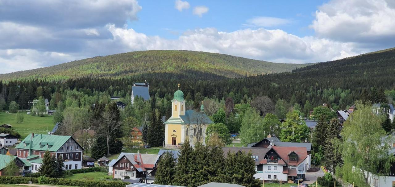 Pension Vinkl Harrachov Esterno foto